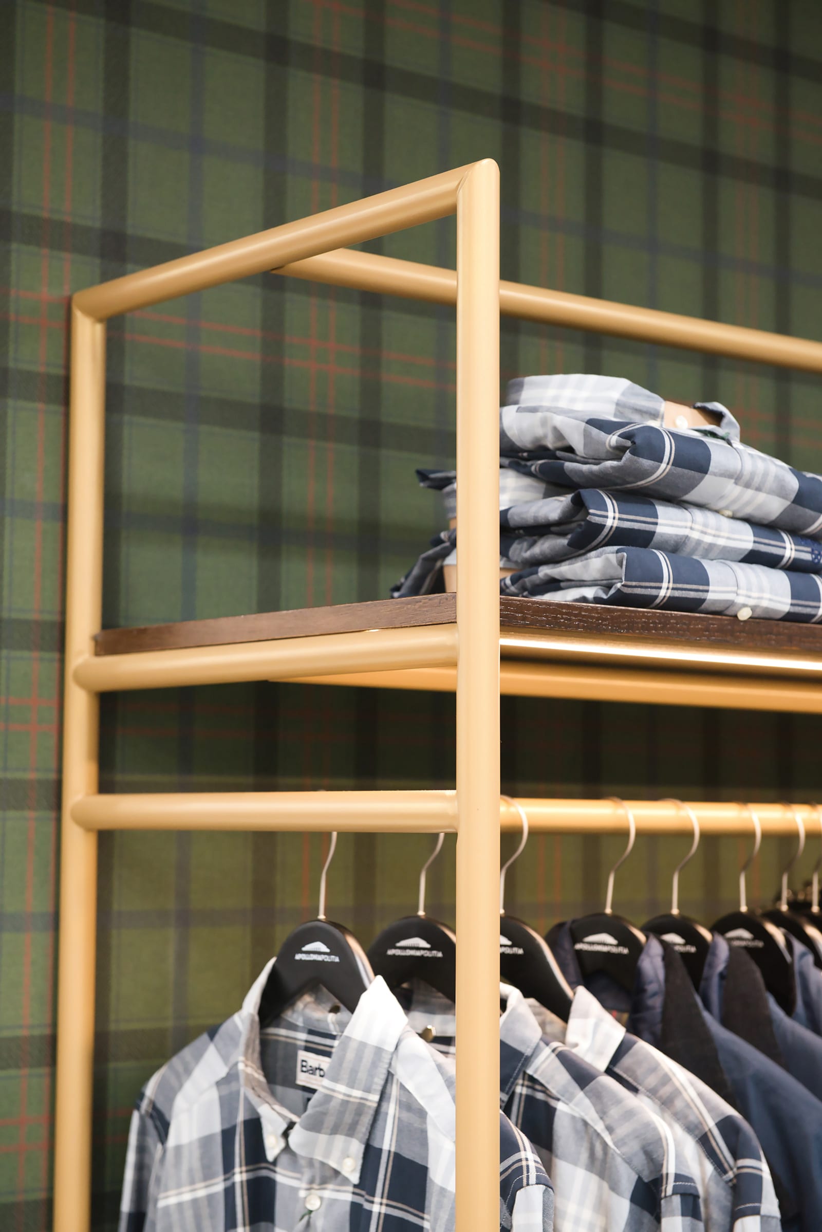 Εξοπλισμός καταστήματος καταστήματος Funky Buddha