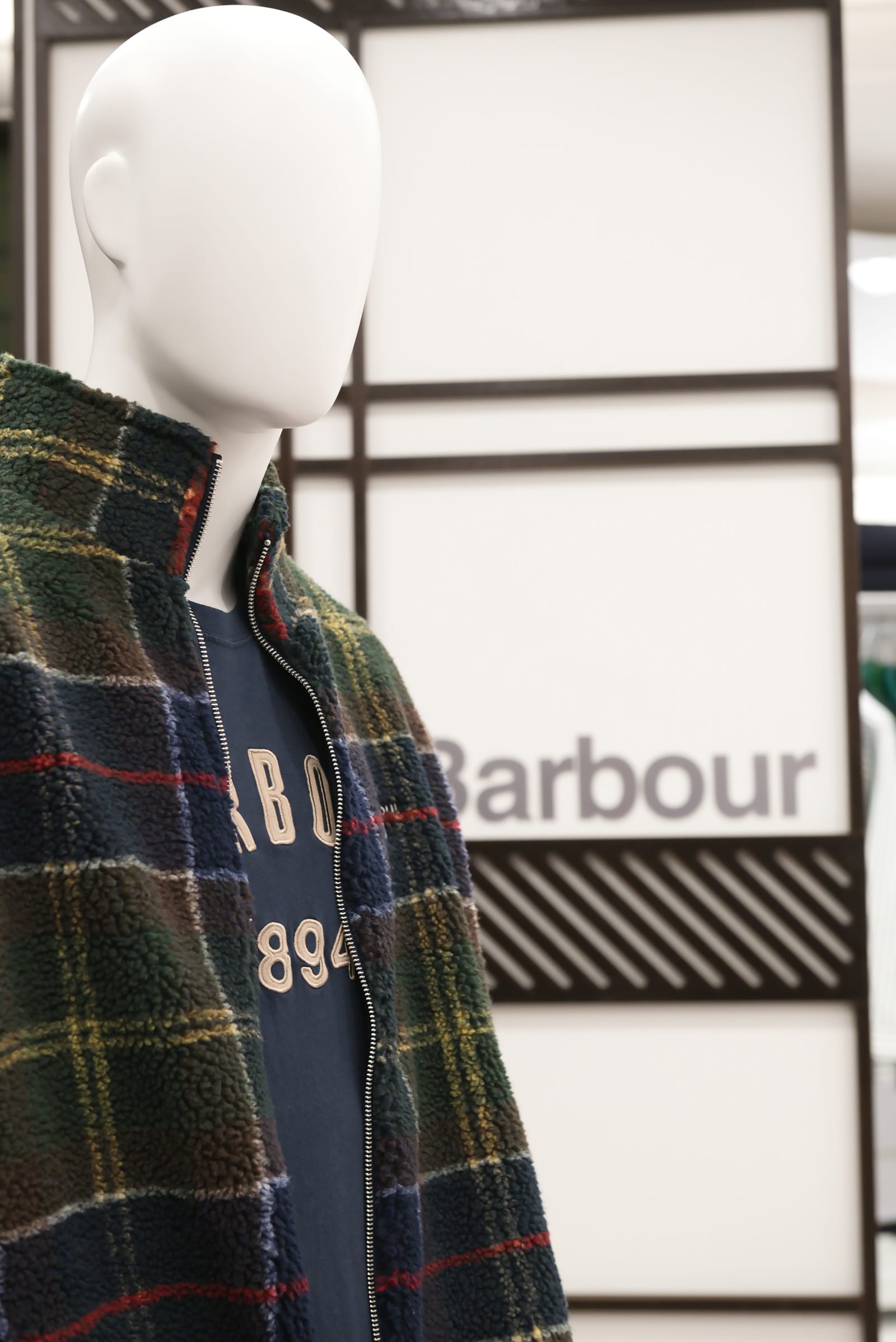 Επίπλωση και εξοπλισμός Funky Buddha