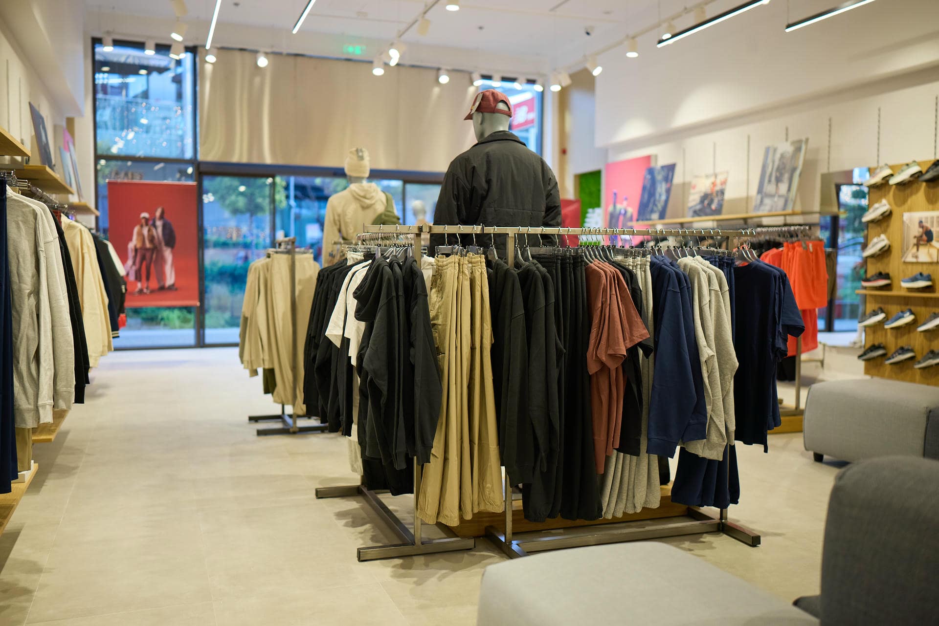 2025_NewBalance-RiverWest_11