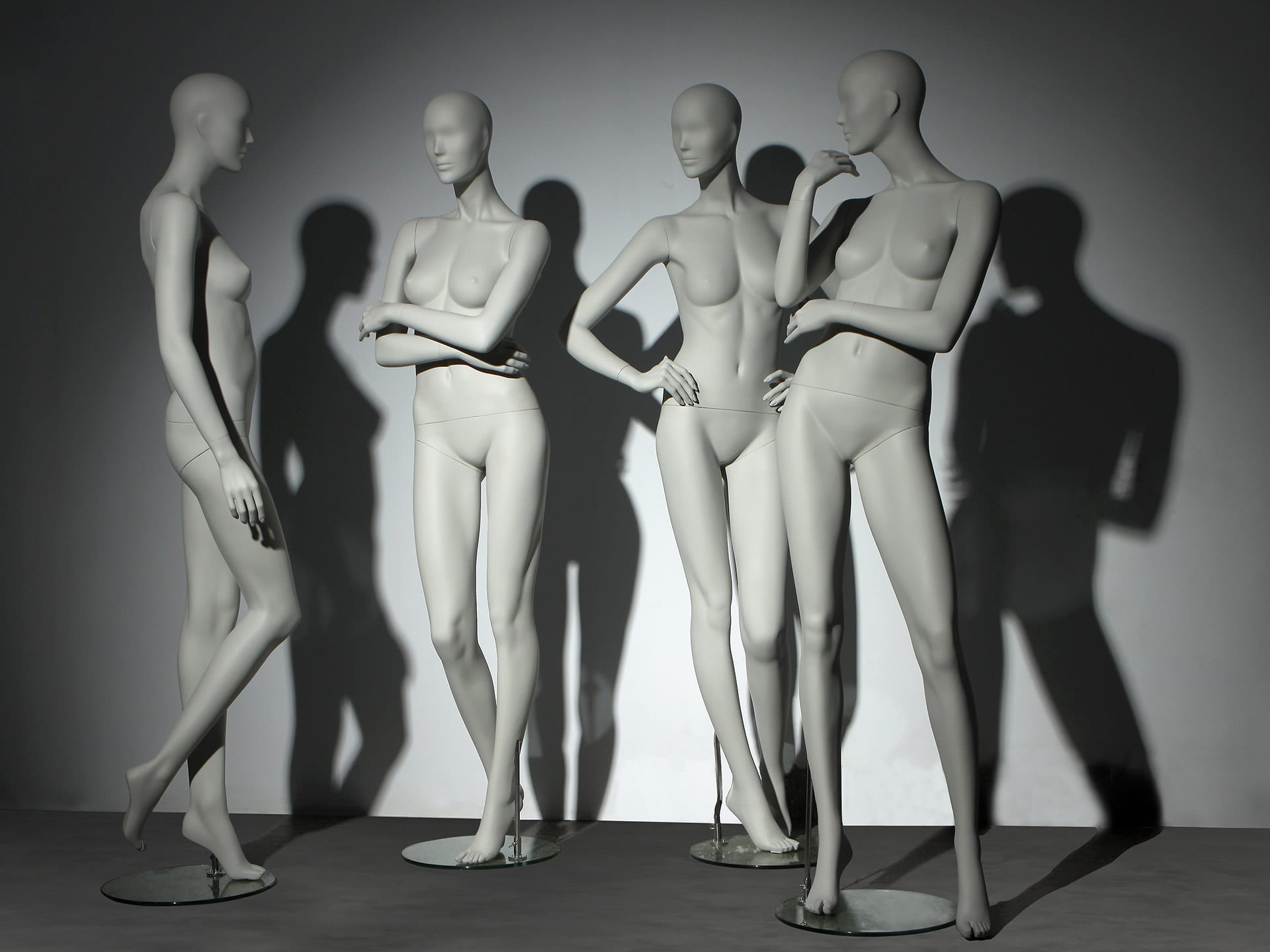 Κούκλες βιτρίνας καταστημάτων